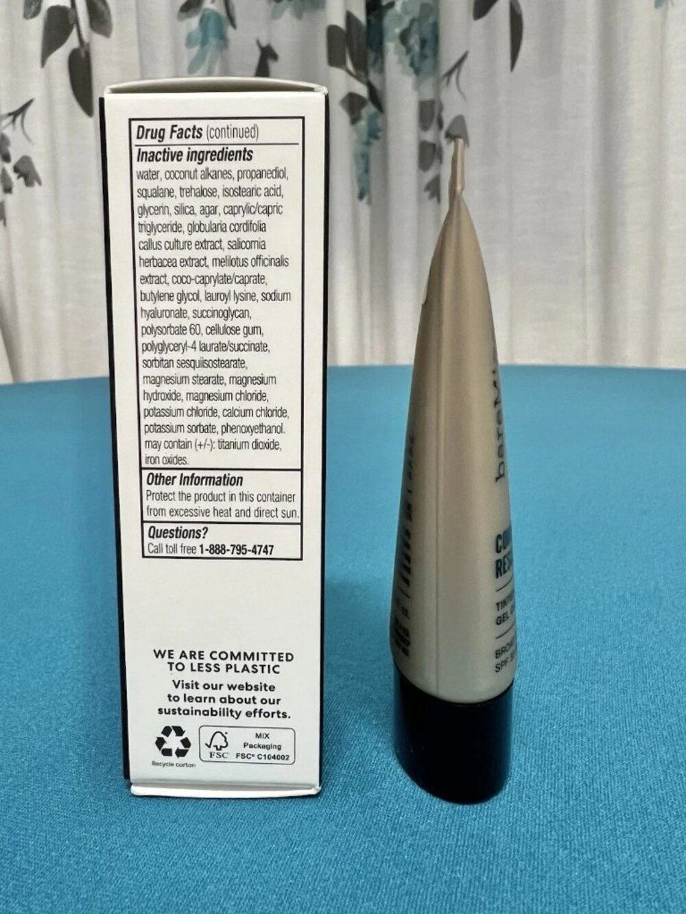 BareMinerals Complexion Rescue Tinted Hydrating Gel Cream Terra 8.5 SPF30 - Picture 3 of 4